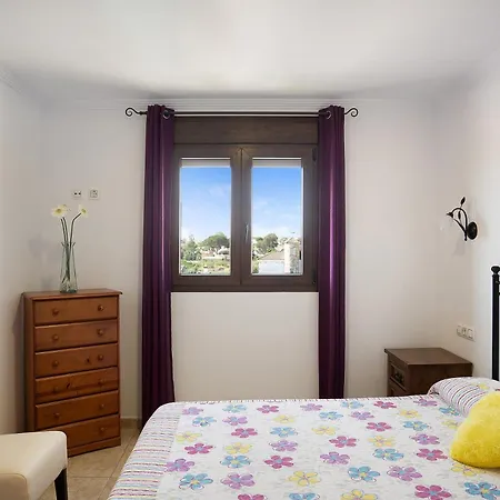 Villa Fornell 3 *